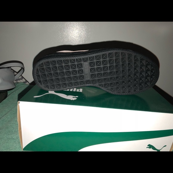 Puma Suede Black & Pale Pink - Picture 3 of 4